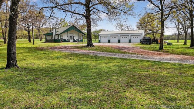 2709 S 34th Road, Locust Grove, OK 74352