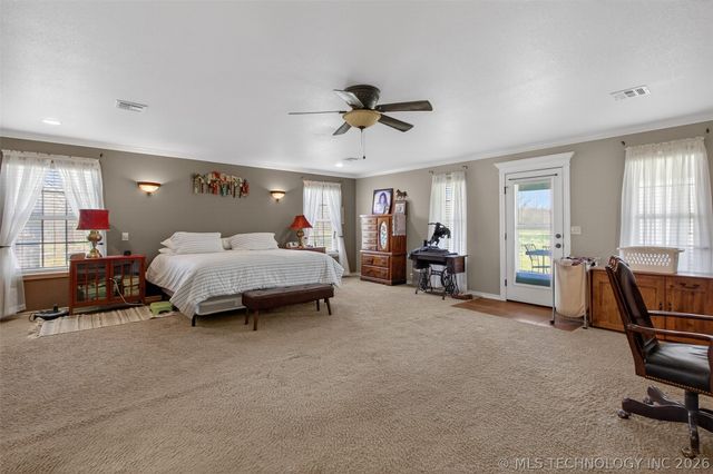 2709 S 34th Road, Locust Grove, OK 74352