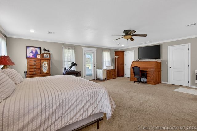 2709 S 34th Road, Locust Grove, OK 74352