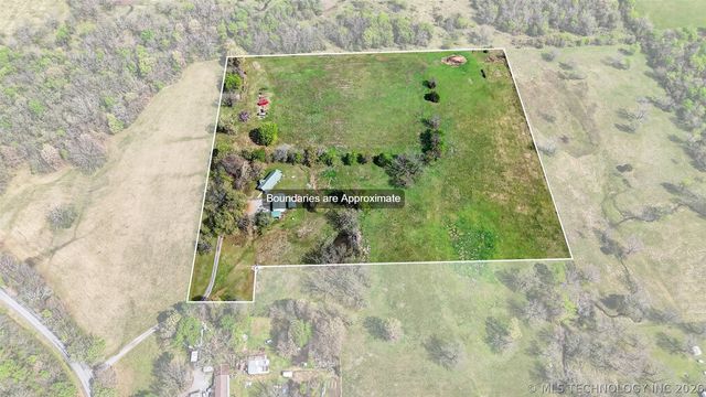2709 S 34th Road, Locust Grove, OK 74352