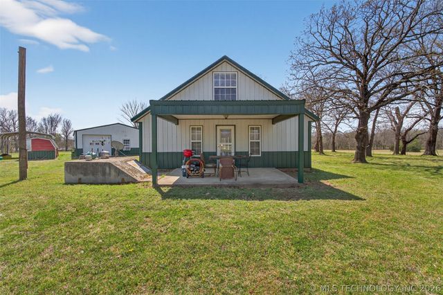 2709 S 34th Road, Locust Grove, OK 74352