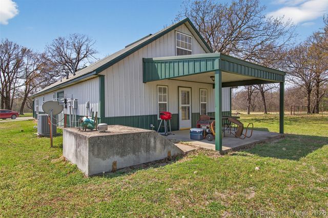 2709 S 34th Road, Locust Grove, OK 74352