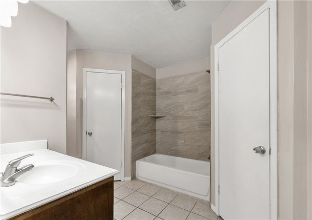 3311 BAHIA, College Station, TX 77840