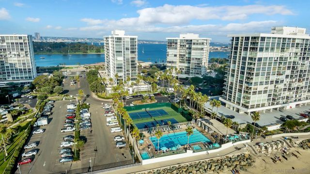 1810 Avenida Del Mundo 403, Coronado, CA 92118