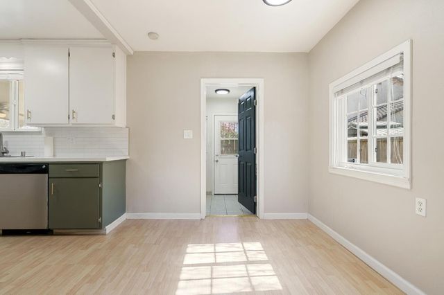 5920 Fern St, Stockton, CA 95207