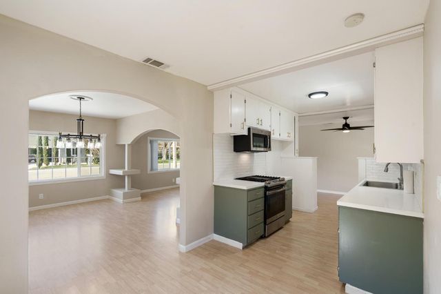 5920 Fern St, Stockton, CA 95207