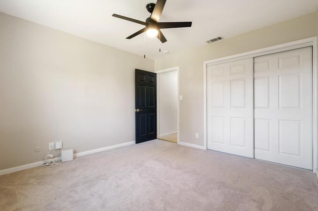 5920 Fern St, Stockton, CA 95207