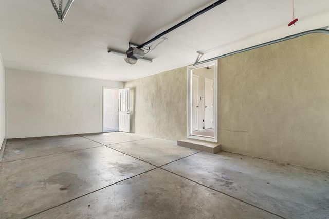 5920 Fern St, Stockton, CA 95207