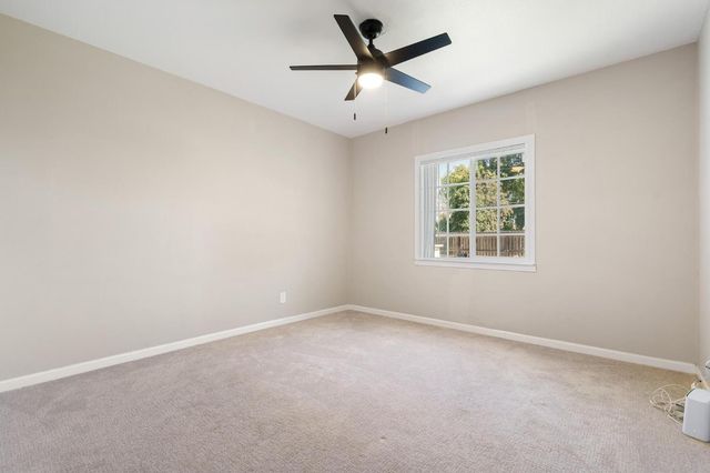 5920 Fern St, Stockton, CA 95207