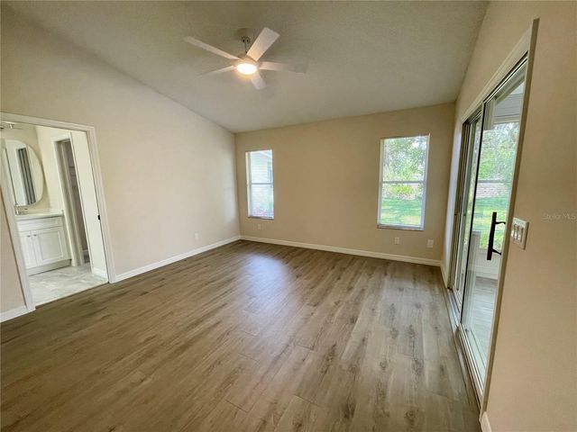 6042 WADE STREET, Leesburg, FL 34748