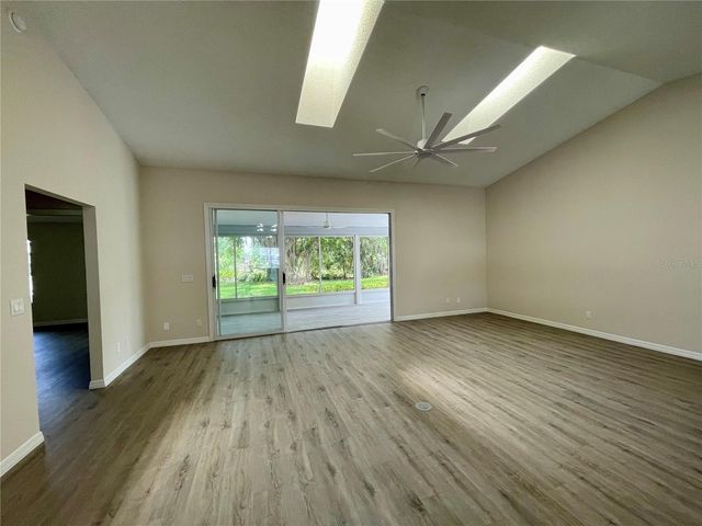 6042 WADE STREET, Leesburg, FL 34748