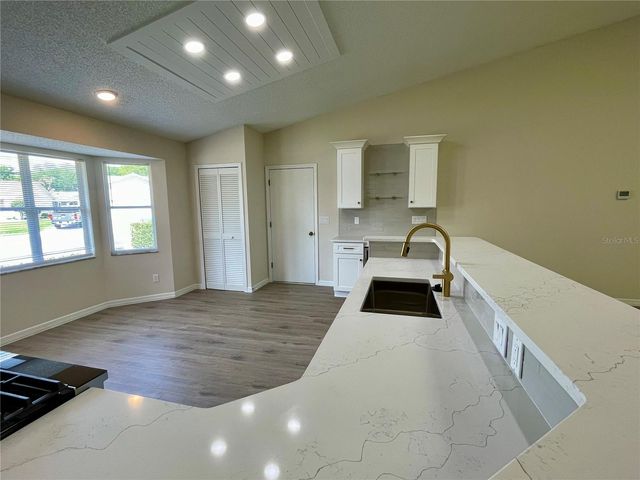 6042 WADE STREET, Leesburg, FL 34748