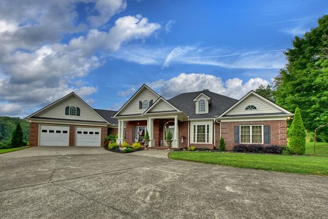 20 Dial Road, Blue Ridge, GA 30513