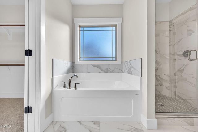 208 Freedom Rdg Drive, Smithfield, NC 27577