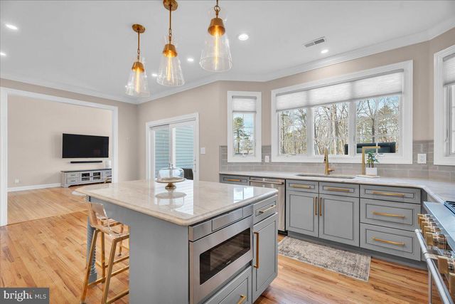 50 CONSTITUTION DR, Southampton, NJ 08088