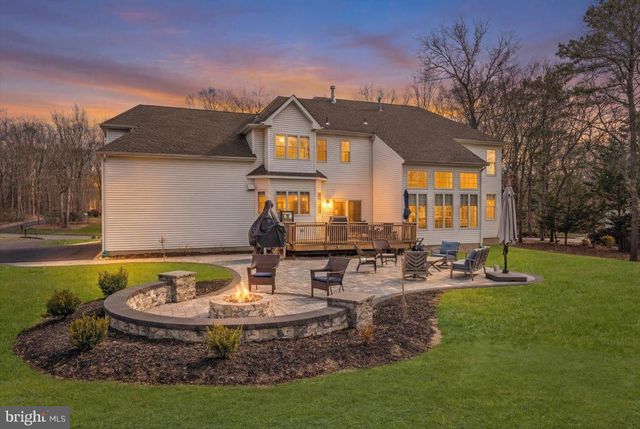 50 CONSTITUTION DR, Southampton, NJ 08088