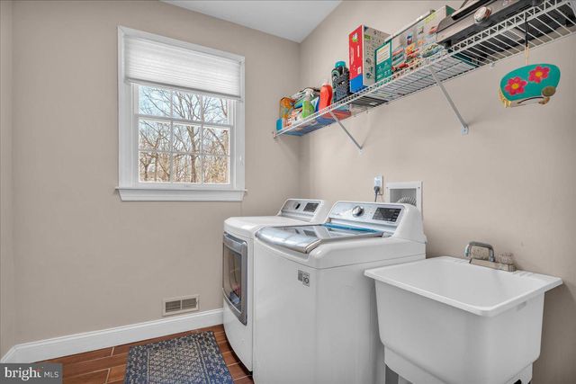 50 CONSTITUTION DR, Southampton, NJ 08088