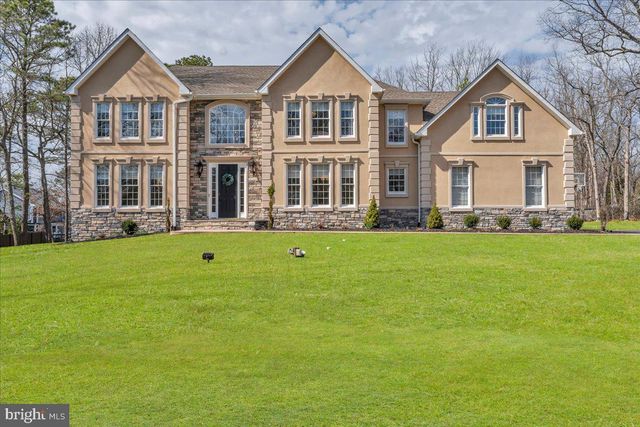 50 CONSTITUTION DR, Southampton, NJ 08088