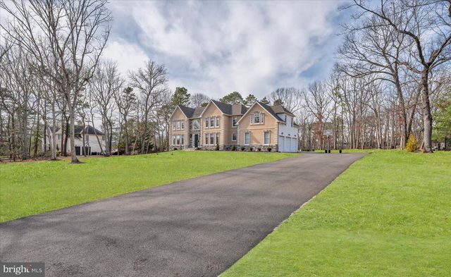 50 CONSTITUTION DR, Southampton, NJ 08088