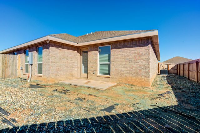 1101 N Englewood Avenue, Lubbock, TX 79416