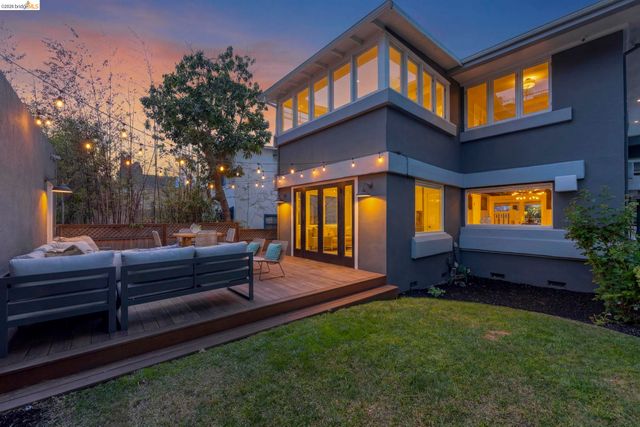 405 Van Buren Ave., Oakland, CA 94610