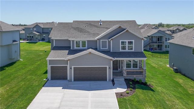 2695 W Park Street, Olathe, KS 66061