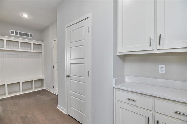 2695 W Park Street, Olathe, KS 66061