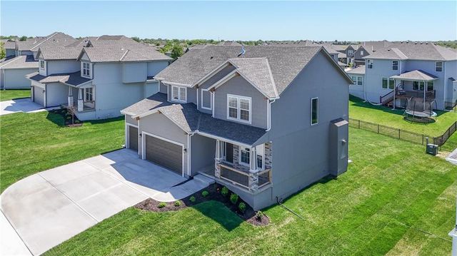 2695 W Park Street, Olathe, KS 66061