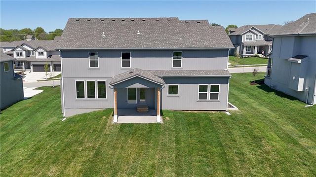 2695 W Park Street, Olathe, KS 66061