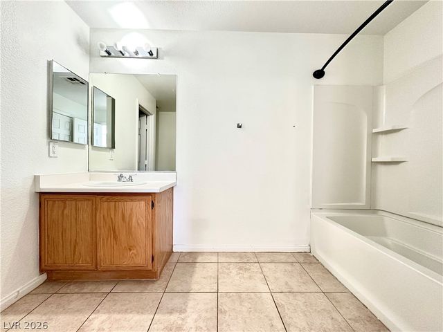 11588 Vesuvio Court, Las Vegas, NV 89183