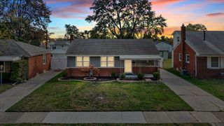 28212 Floral Street, Roseville, MI 48066