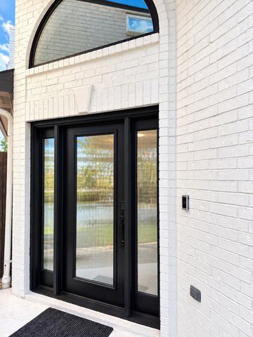 9822 Oak Point Drive, Houston, TX 77055