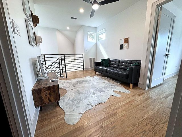 9822 Oak Point Drive, Houston, TX 77055