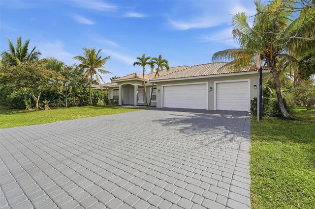 11760 NW 23rd Street, Plantation, FL 33323