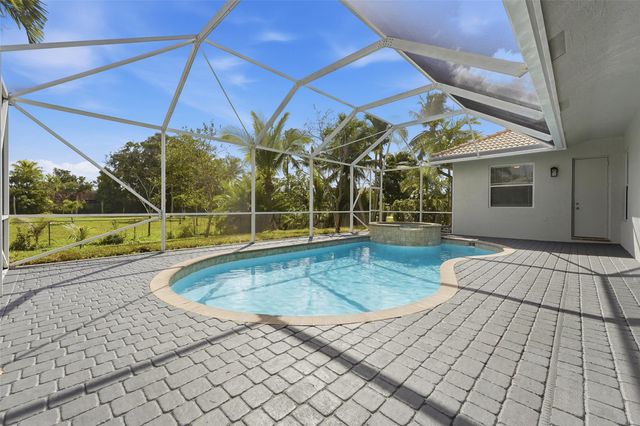 11760 NW 23rd Street, Plantation, FL 33323