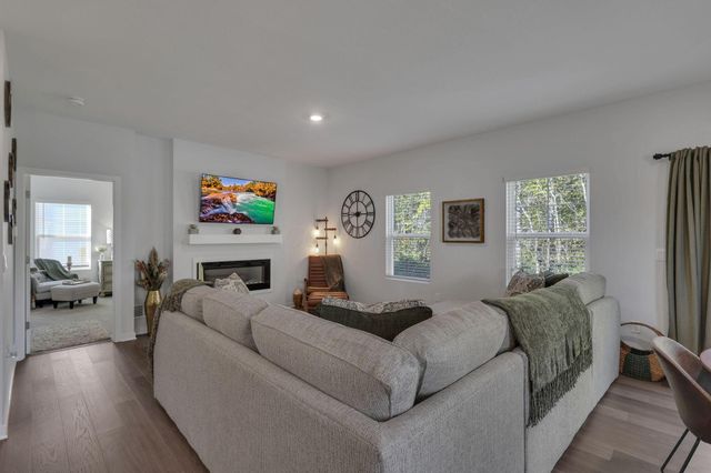 573 Penwell Drive, Delaware, OH 43015