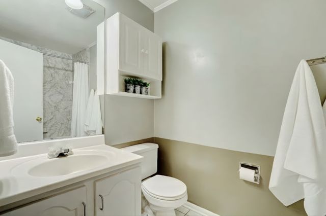 35063 N Sheridan Drive, Ingleside, IL 60041