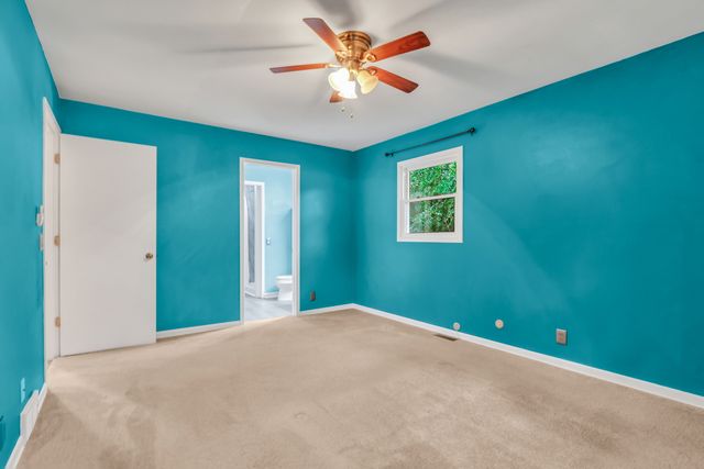 35063 N Sheridan Drive, Ingleside, IL 60041