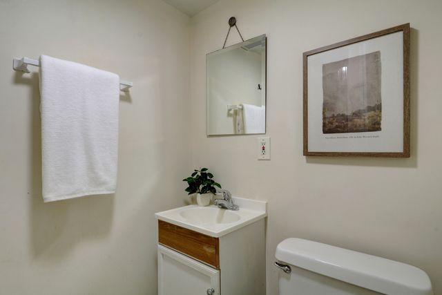 35063 N Sheridan Drive, Ingleside, IL 60041