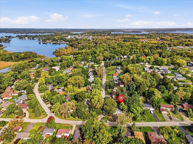 35063 N Sheridan Drive, Ingleside, IL 60041