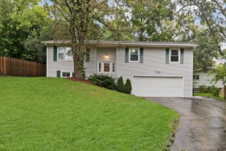 35063 N Sheridan Drive, Ingleside, IL 60041
