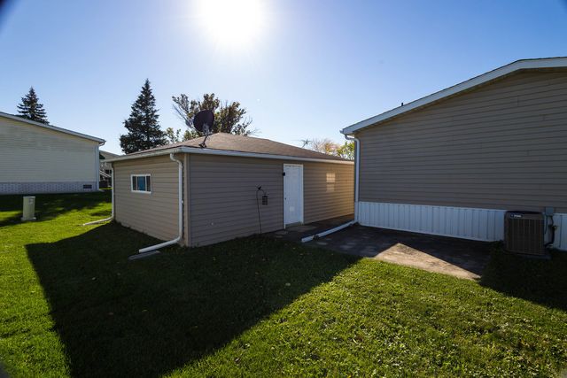 22727 S Butler Lane, Frankfort, IL 60423