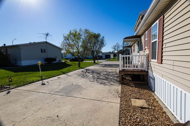 22727 S Butler Lane, Frankfort, IL 60423