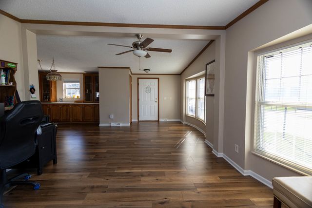 22727 S Butler Lane, Frankfort, IL 60423