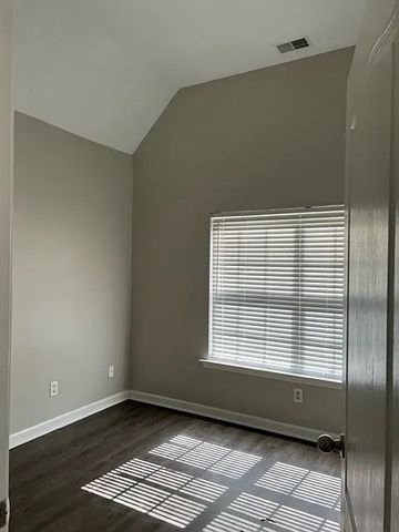 4232 Sandstone Dr, Antioch, TN 37013