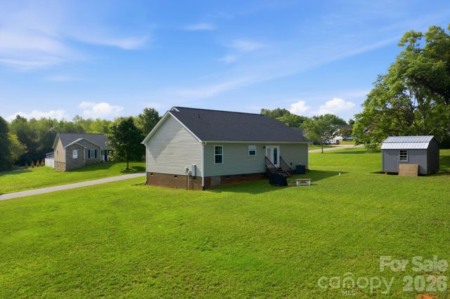 1879 Jetton Drive, Vale, NC 28168