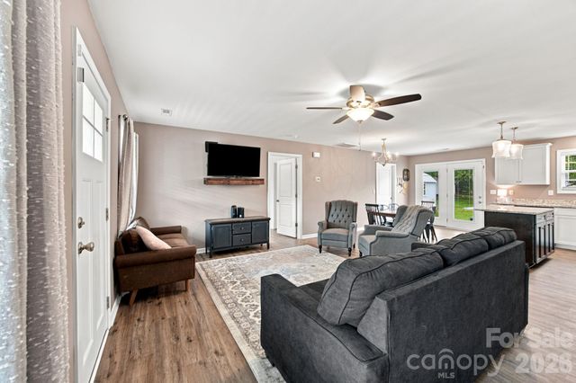 1879 Jetton Drive, Vale, NC 28168