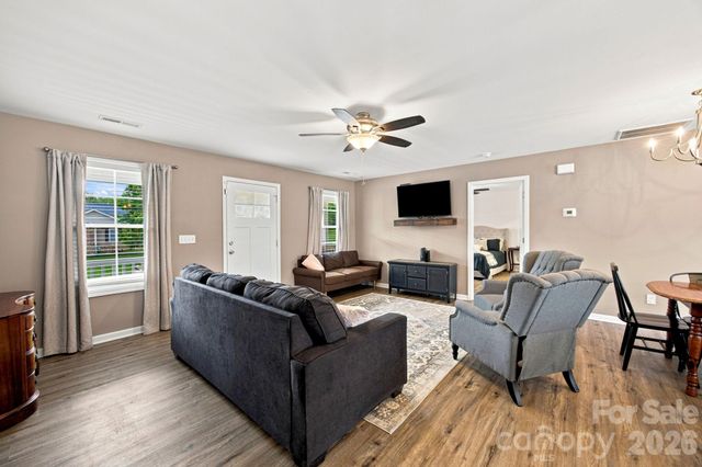 1879 Jetton Drive, Vale, NC 28168