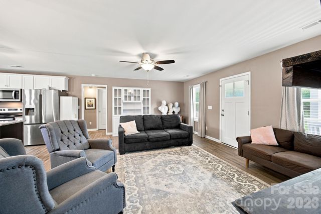 1879 Jetton Drive, Vale, NC 28168