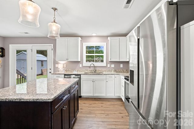 1879 Jetton Drive, Vale, NC 28168